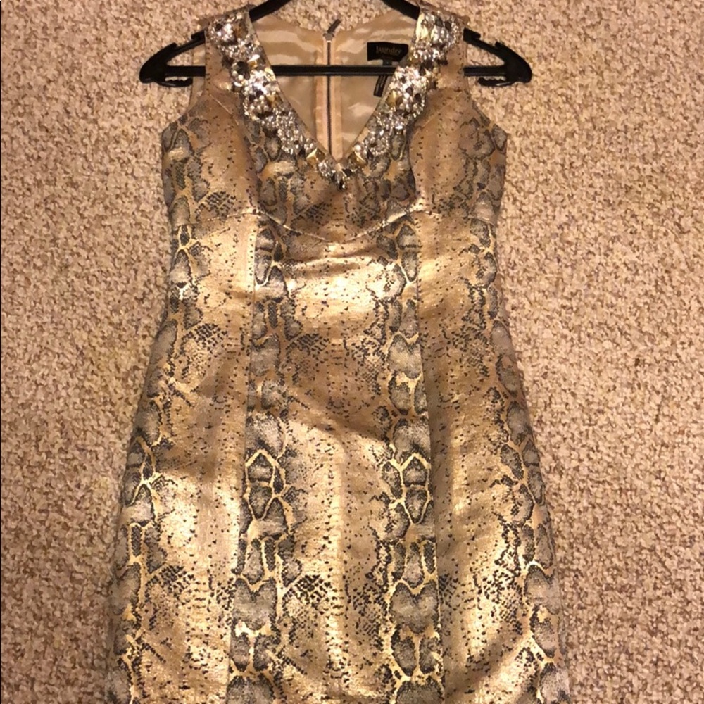 Laundry by shelli segal size 4